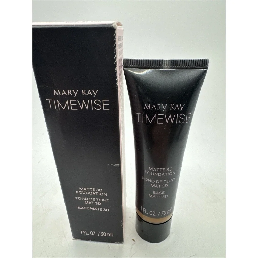 Mary Kay Timewise Matte 3D Foundation Bronze 099981 W 130 Full Size New in box